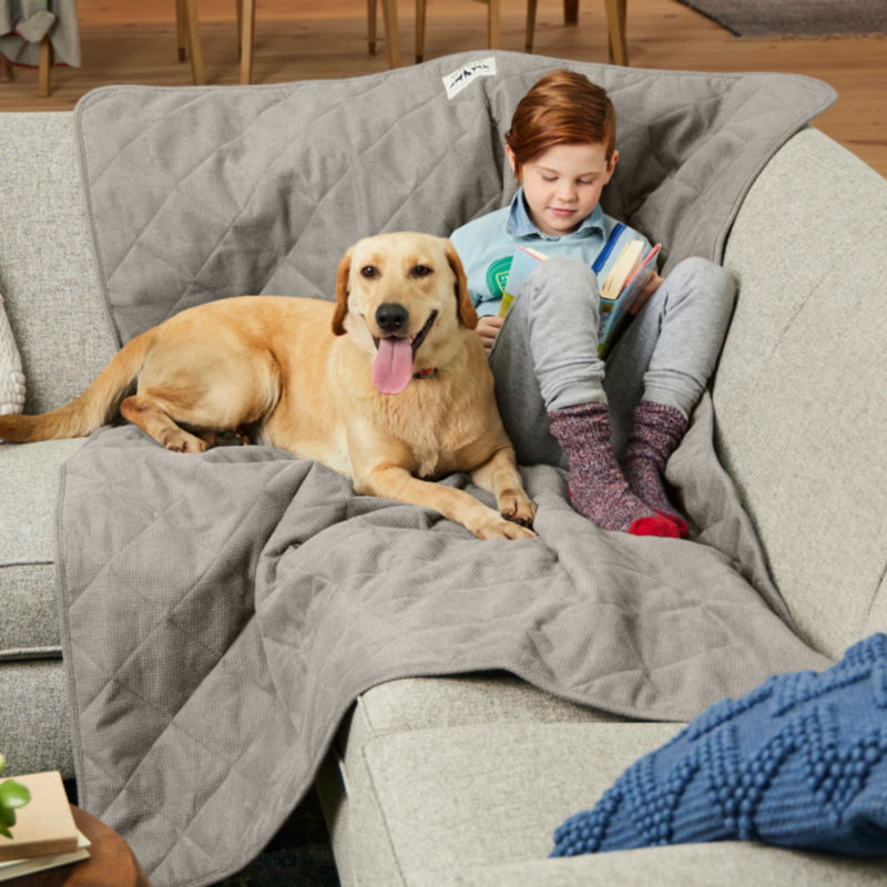 Grip-Tight Quilted Dog Throw